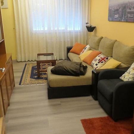 Piso Leo 1 Apartment Cee Exterior foto