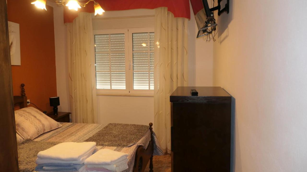 Piso Leo 1 Apartment Cee Exterior foto